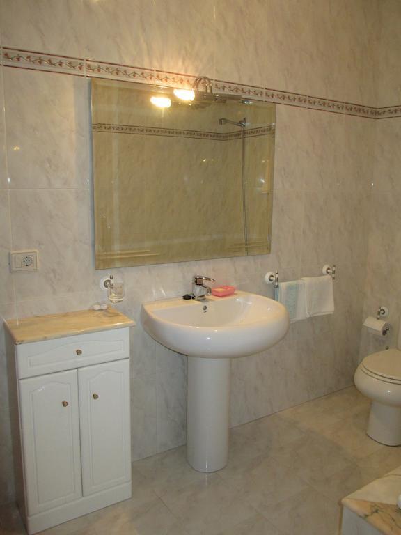 Hotel Venezuela Vilalba Chambre photo