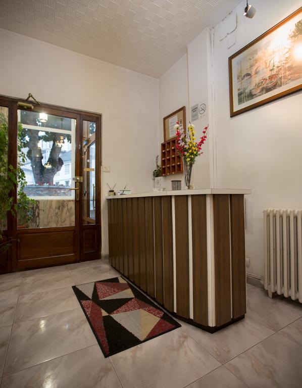 Hotel Venezuela Vilalba Extérieur photo