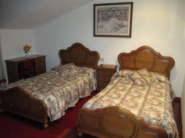 Hotel Venezuela Vilalba Extérieur photo